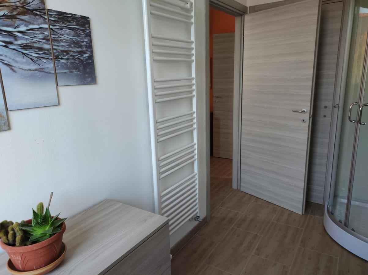 Villa Ara Blu Canegrate Bagian luar foto