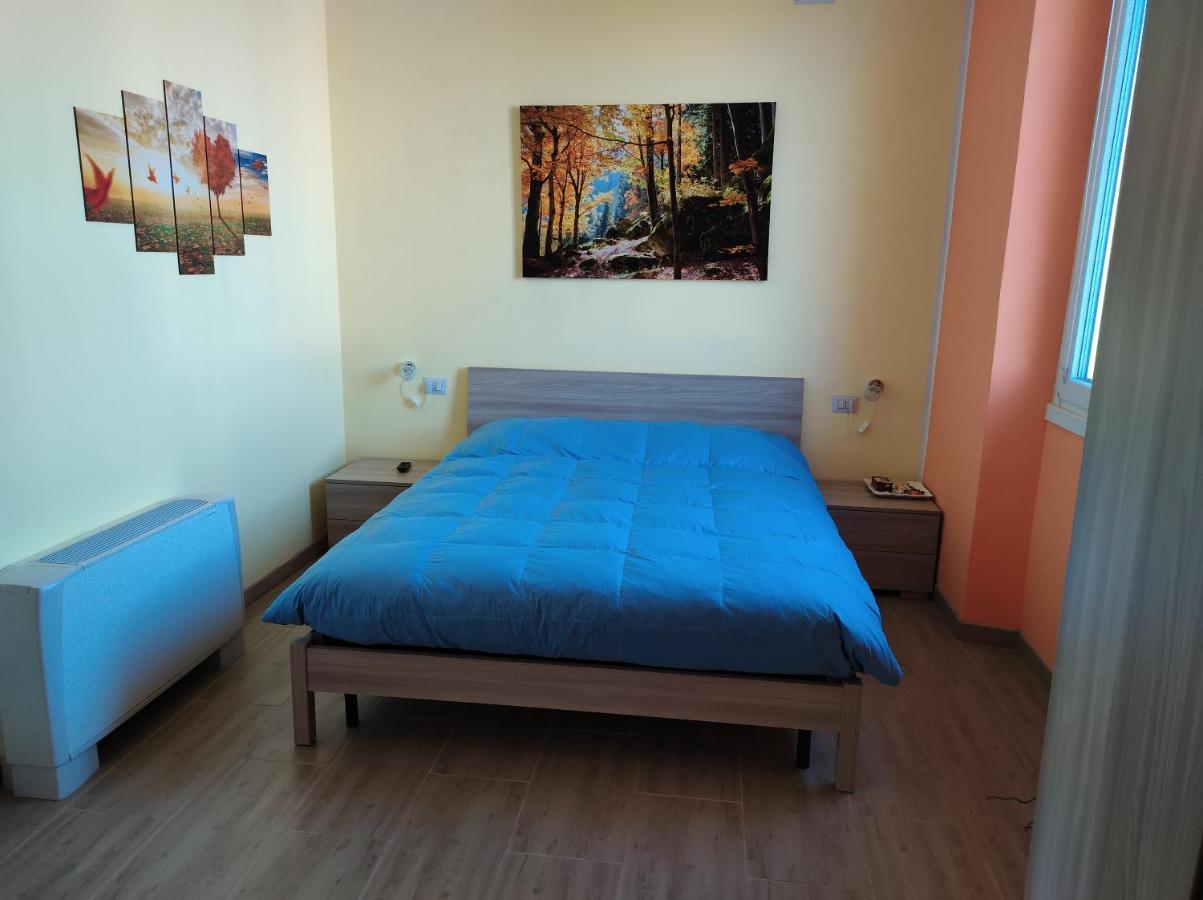 Villa Ara Blu Canegrate Bagian luar foto