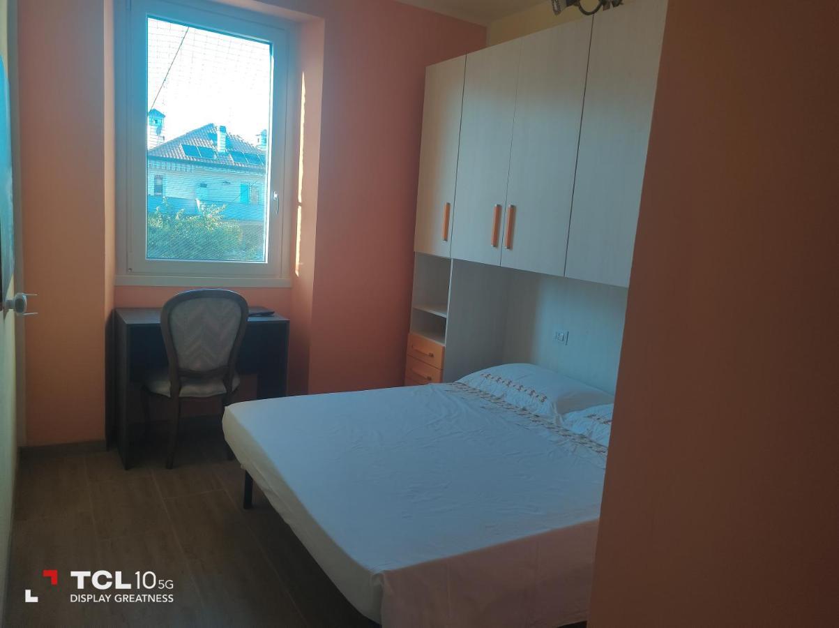 Villa Ara Blu Canegrate Bagian luar foto